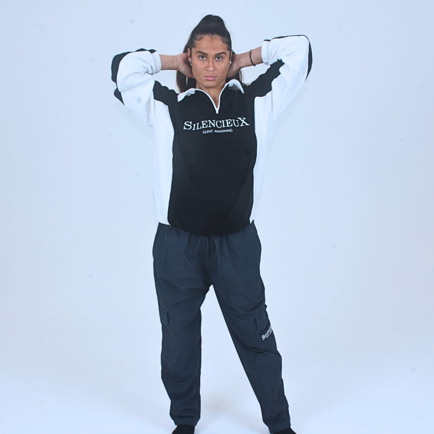 Women 1/4 Zip Fleece - Black & White