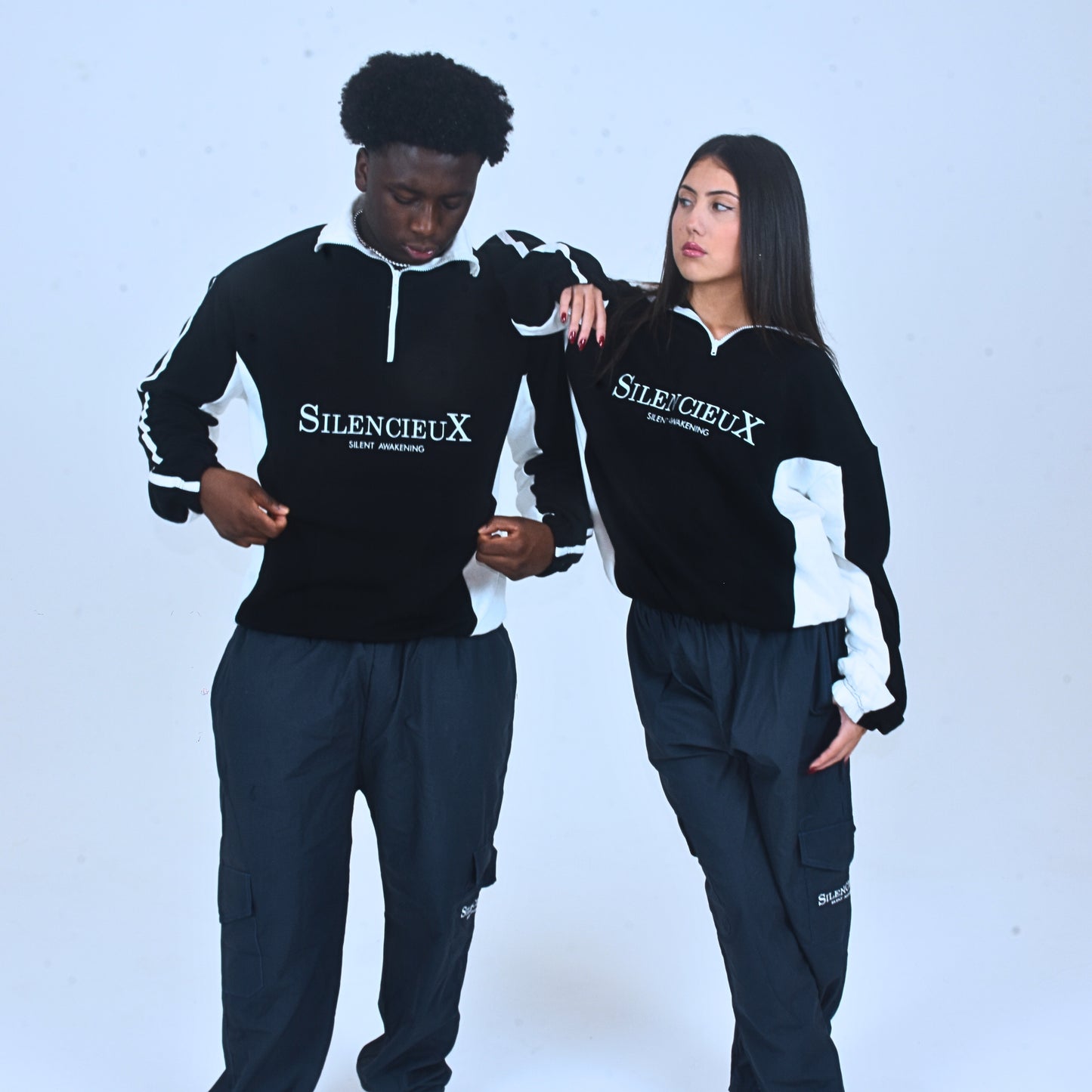 Men 1/4 Zip Fleece - Black & White